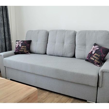 Sgl Apartments Lavickova Trenčín Екстериор снимка