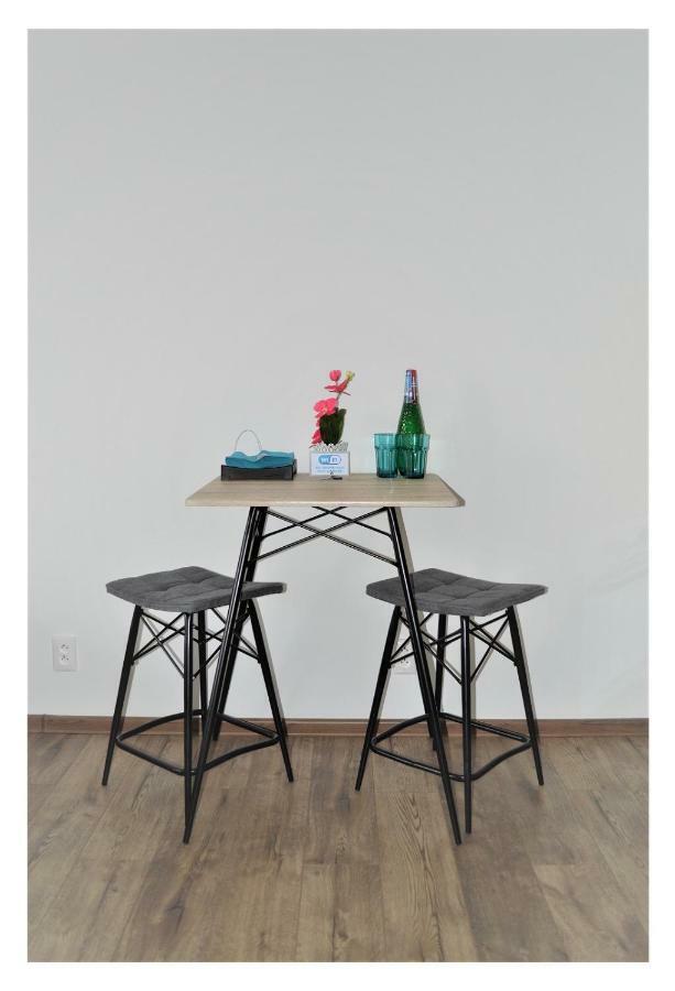 Sgl Apartments Lavickova Trenčín Екстериор снимка